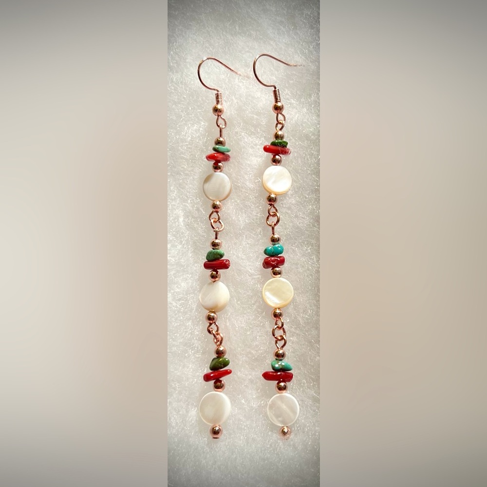 Handmade, 3 tier, bamboo coral, turquoise and round shell on copper findings! 😍